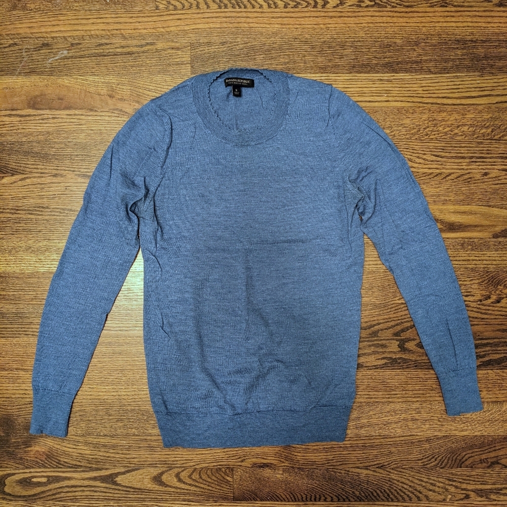 Banana Republic Merino Scallop Crew Pullover Sweater - Blue Heather